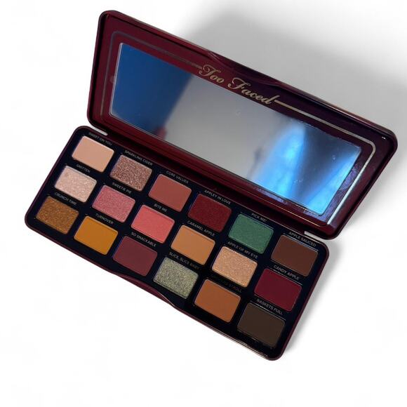 Too faced appley in - Picture 2 of 3